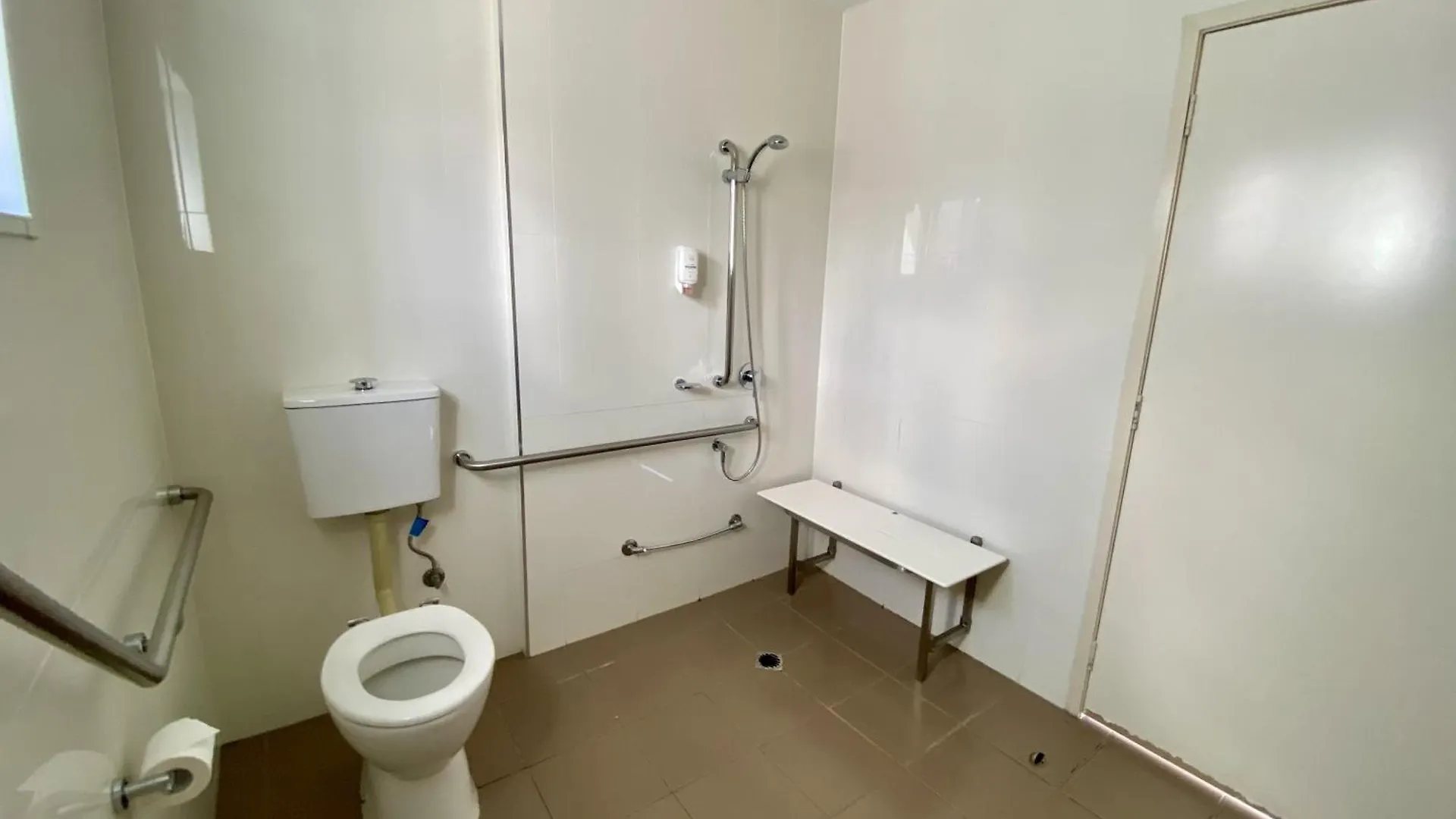 Black Rock Inn Blackwater 4*,  Australia