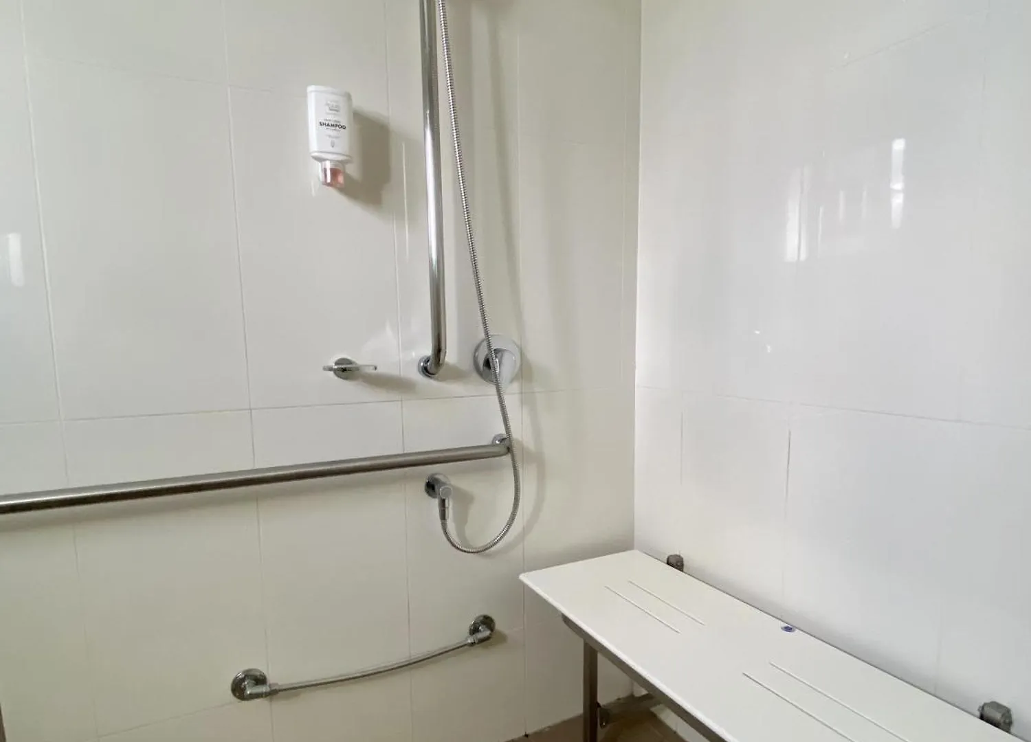 **** Motel Black Rock Inn Blackwater Australia
