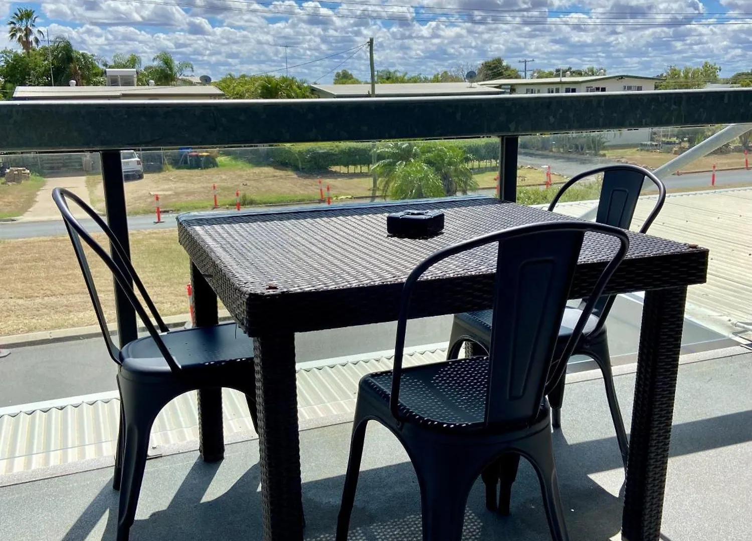 **** Motel Black Rock Inn Blackwater Australia
